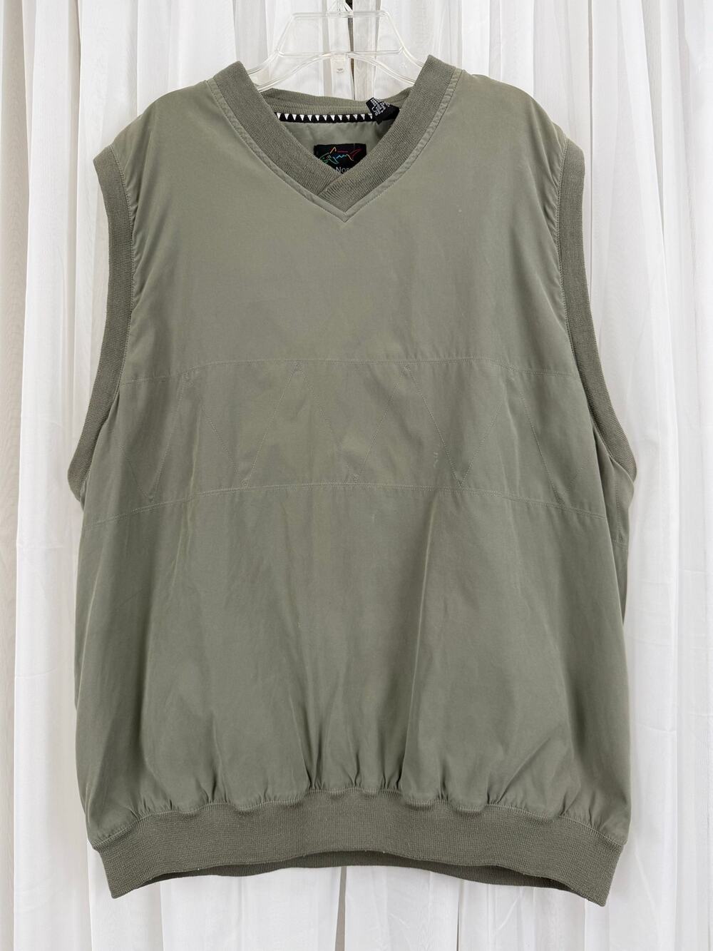 Greg Norman Collection Men’s V-Neck Golf Fishing Vest Olive Green Large